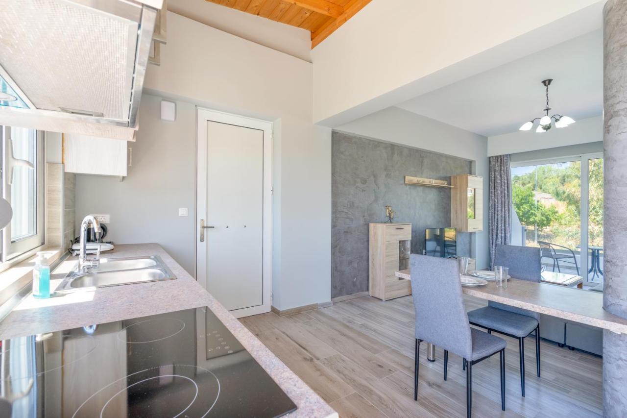 Aristos Garden Apartments Kalithies Extérieur photo