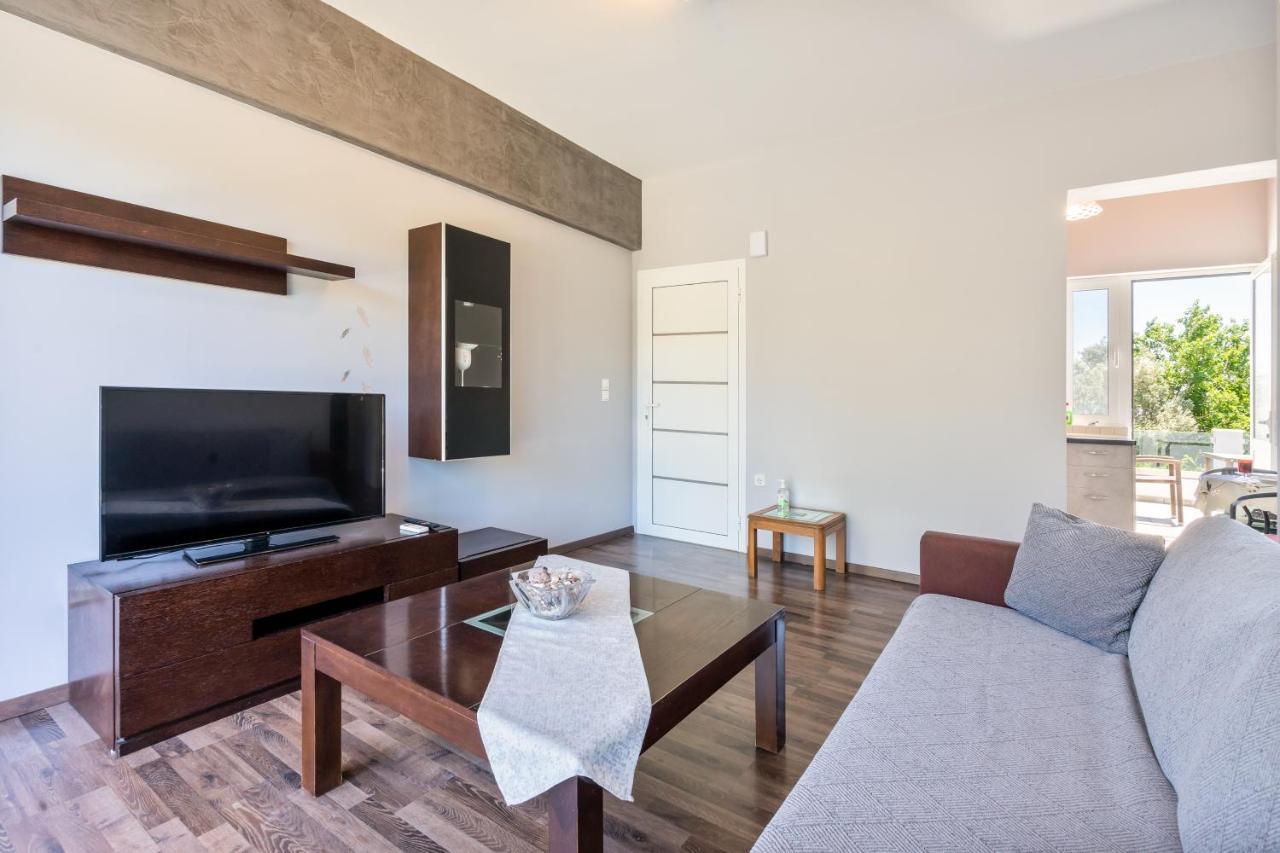 Aristos Garden Apartments Kalithies Extérieur photo